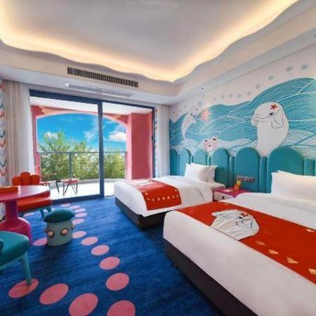Dolphin Bay Hotel Кунмин Екстериор снимка