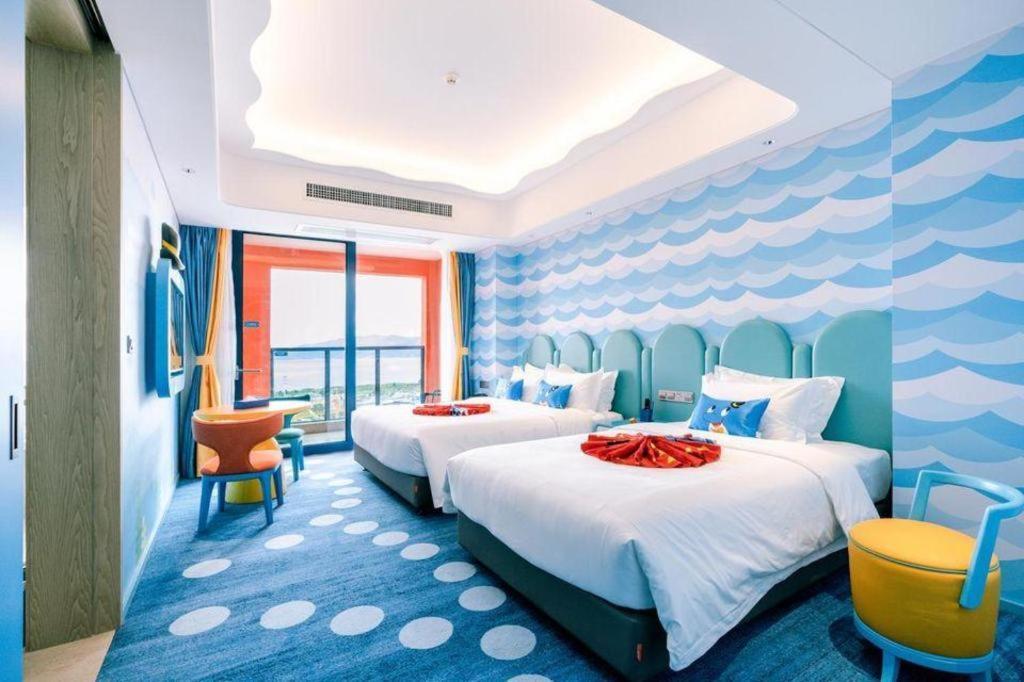 Dolphin Bay Hotel Кунмин Екстериор снимка