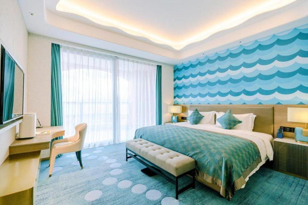 Dolphin Bay Hotel Кунмин Екстериор снимка