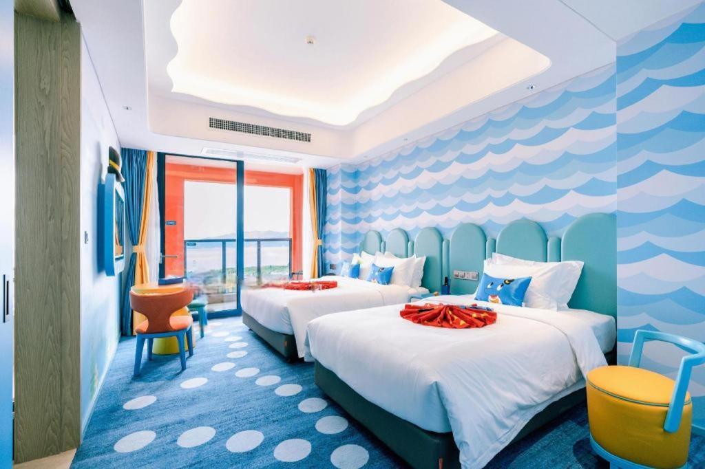 Dolphin Bay Hotel Кунмин Екстериор снимка