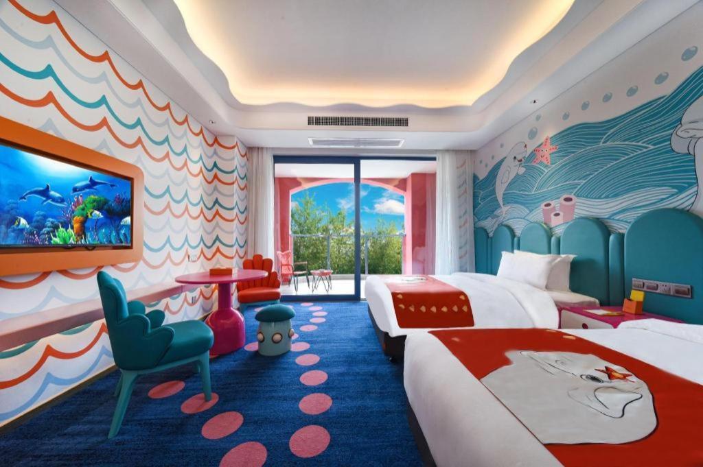 Dolphin Bay Hotel Кунмин Екстериор снимка