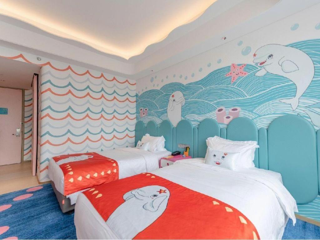 Dolphin Bay Hotel Кунмин Екстериор снимка